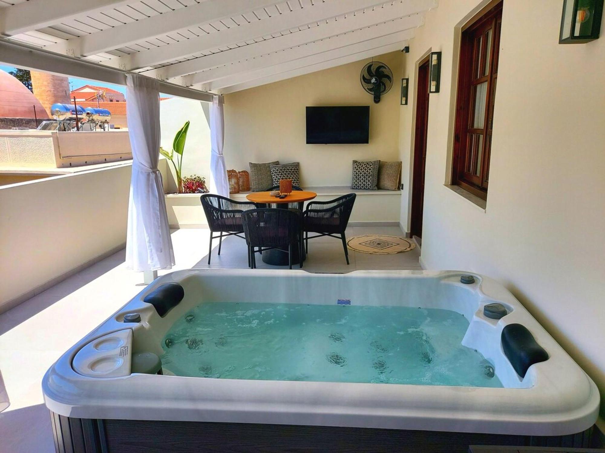 Minares Luxury Suite 레팀노 외부 사진